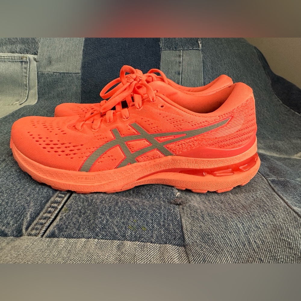 ASICS Gel- Kayano 28 Running Shoes